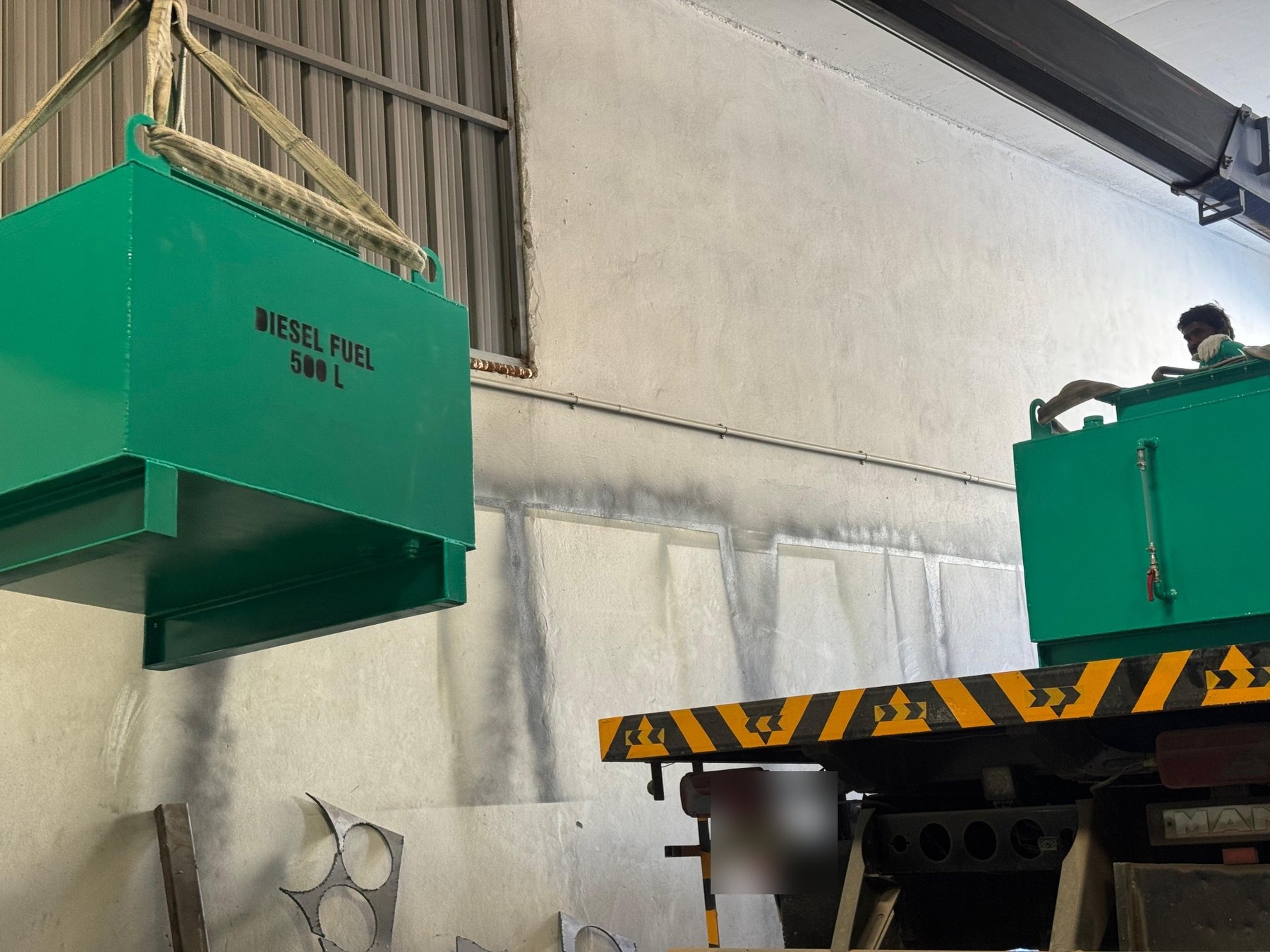 Diesel day tank fabrication